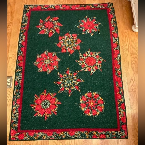 Handmade Vintage Christmas Quilt - Picture 8 of 8